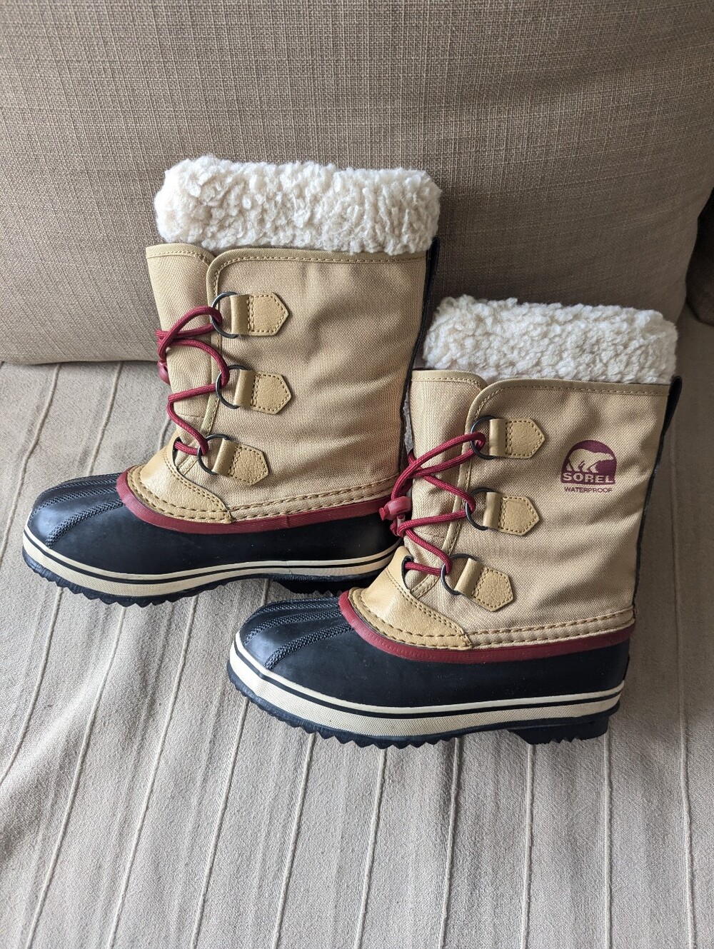 SZ 3 Sorel Boots Kids